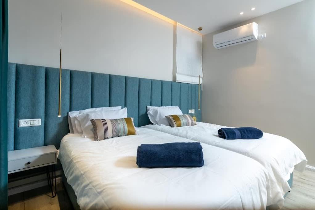 L.T.D Luxury Apartments 4 Bedroom Panoramic View ทิเบเรียส ภายนอก รูปภาพ